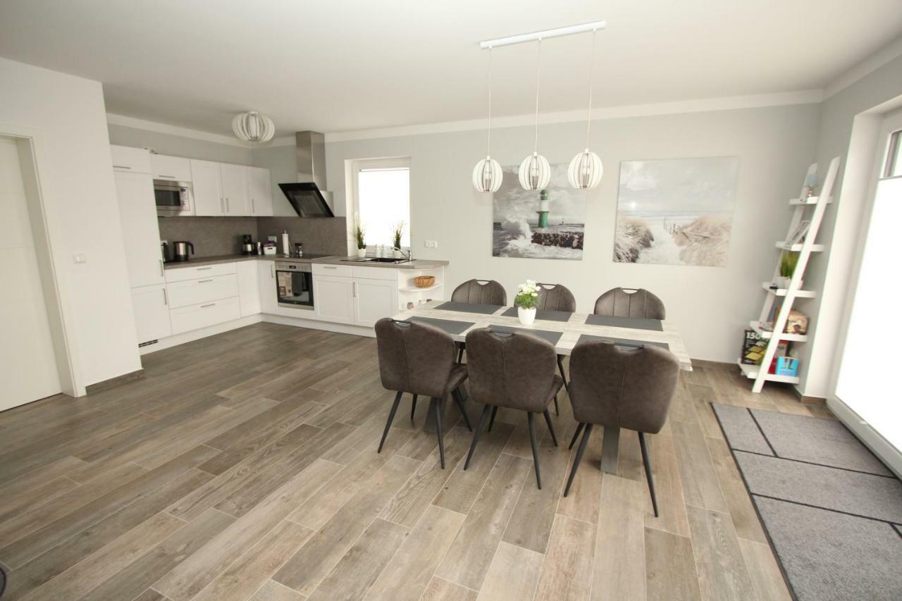 Familienfreundliches Ferienhaus In Kroepelin Exterior foto